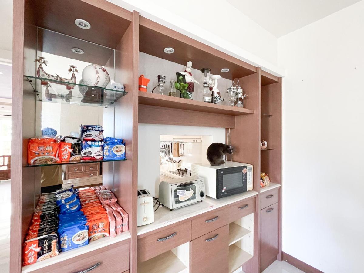 Sevilla Hostel T'ai-tung Kültér fotó